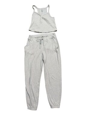 Gilly Hicks | Light Gray Knit Tank & Jogger Set